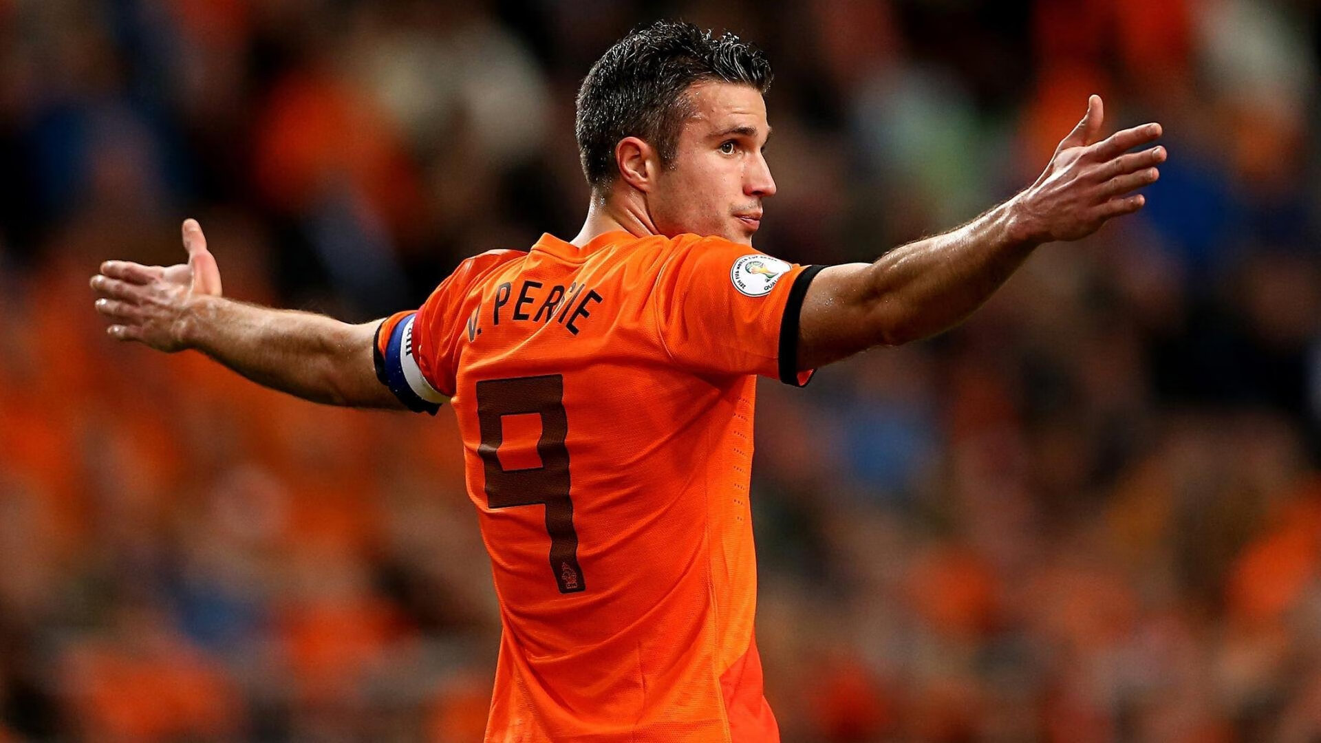 凯尔·查默斯用坚韧精神征服赛场挑战，查尔斯&凯斯