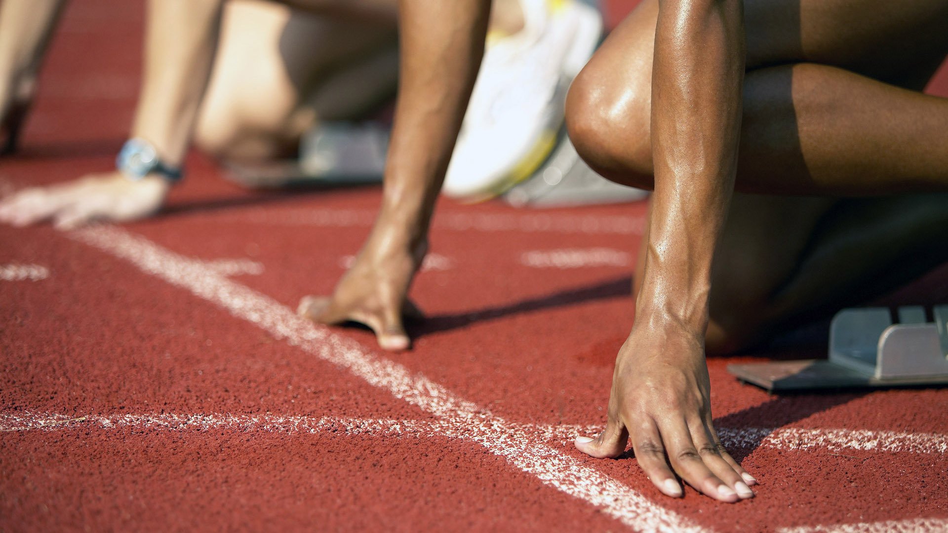 法国女篮在欧洲锦标赛中夺冠，强势展现